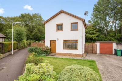 25 Huntingtower Park, Glenrothes, KY6 3QF