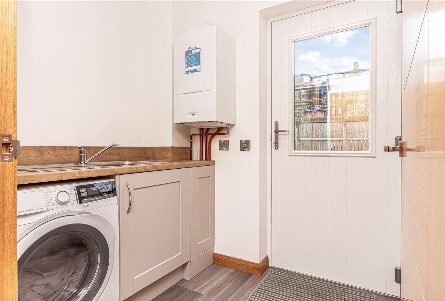 132 New Row, Dunfermline, KY12 7DW Law Solicitors & Estate Agents