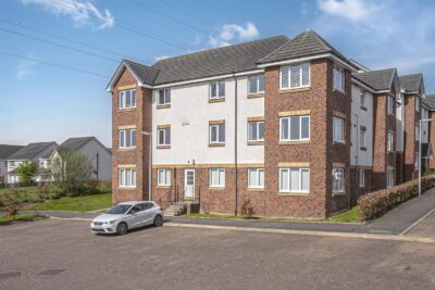 5B Duthac Court, Dunfermline, KY11 8XB