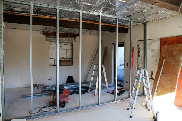 Photo of a house being altered and showing how alterations can cause issues wiht your sale
