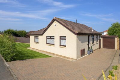 8 Glen Moriston Drive, Cairneyhill, KY12 8YS